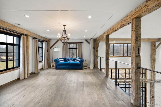 Building Photo - 156 Co Rte 7