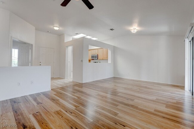 Building Photo - 2079 Poppywood Ave