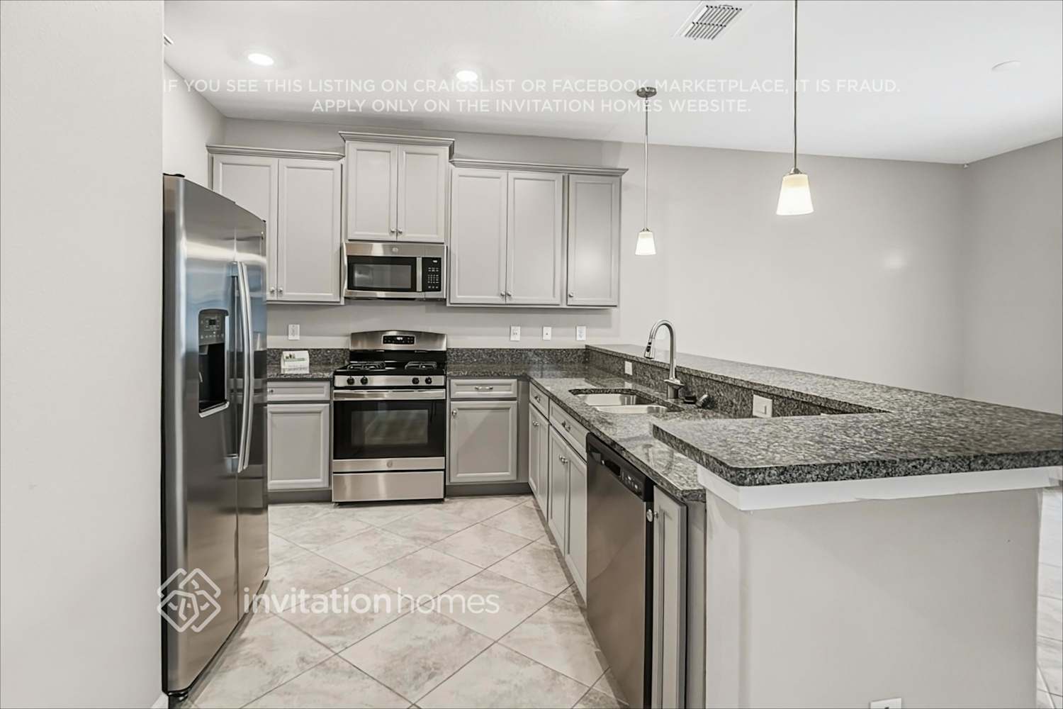 Building Photo - 2910 YellowHammer Wy