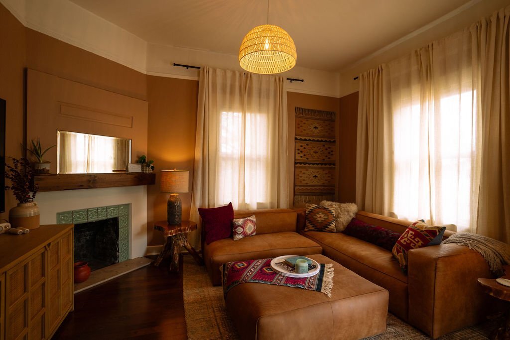 Building Photo - 112 E 16th St