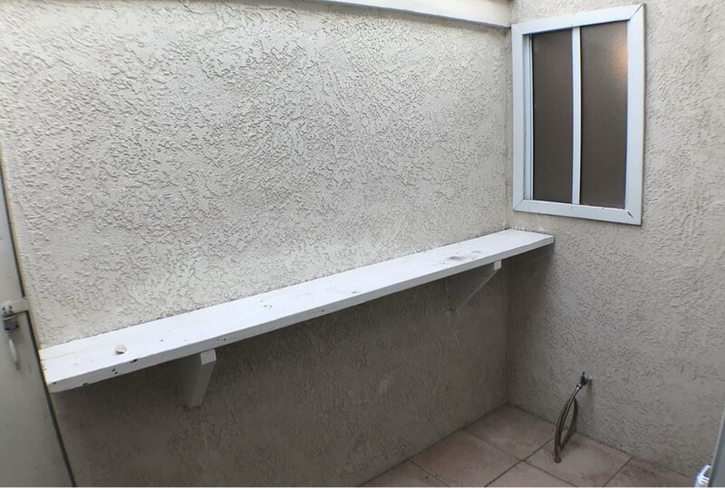 Building Photo - 41430 Avenida De La Reina