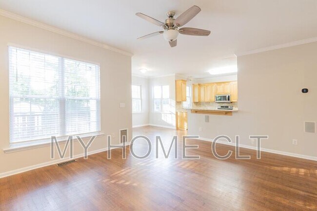 Building Photo - 12417 Ivey Creek Dr