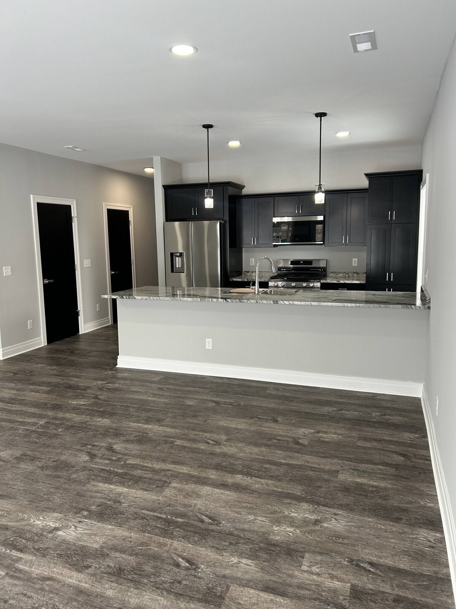 Building Photo - 4256 Greenfield Pkwy