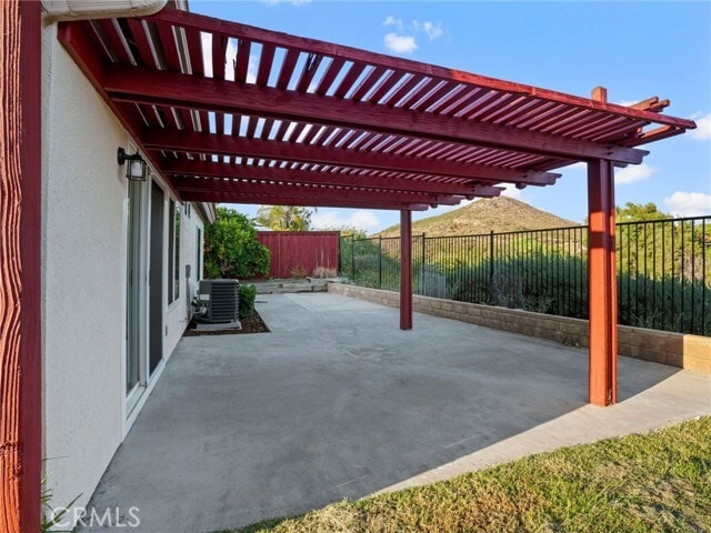 Building Photo - 39580 Medina Ct