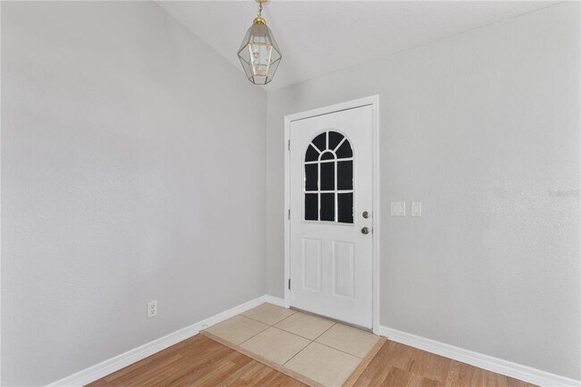 Building Photo - 2745 Nellie Ln