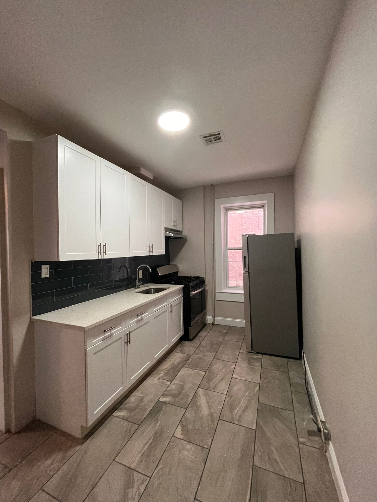 Building Photo - 238 Fowler Ave