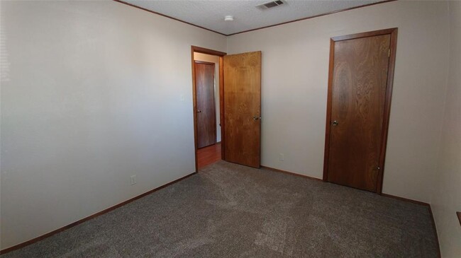 Building Photo - 3511 Monument Dr