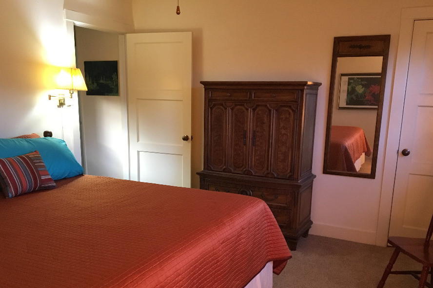 master bedroom - 2059 41st St