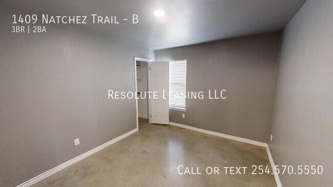 Building Photo - 1409 Natchez Trail