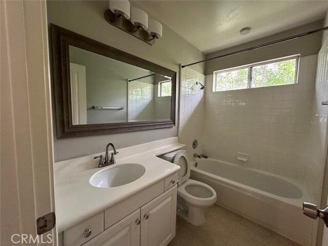 Building Photo - 12960 MacKenzie Dr