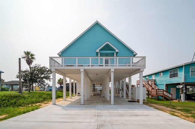 Building Photo - 413 Pompano Ln