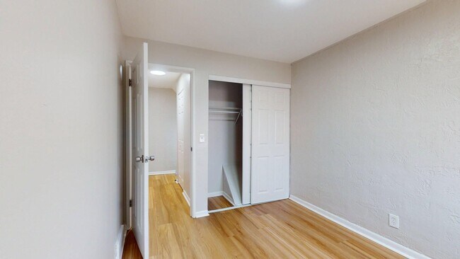 Building Photo - Elyria - fully updated two bedroom townhouse for rent!