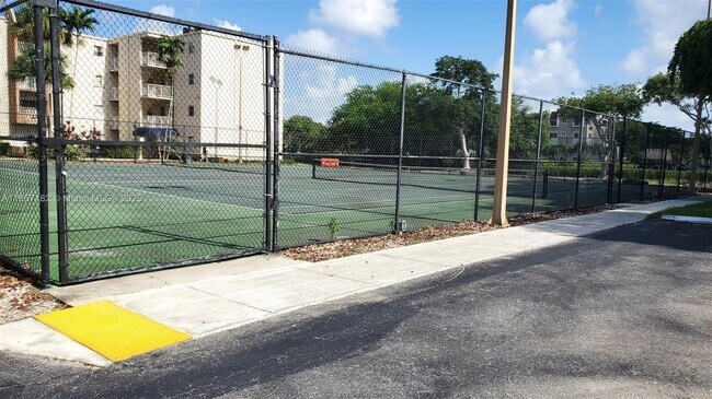Building Photo - 7757 SW 86th St