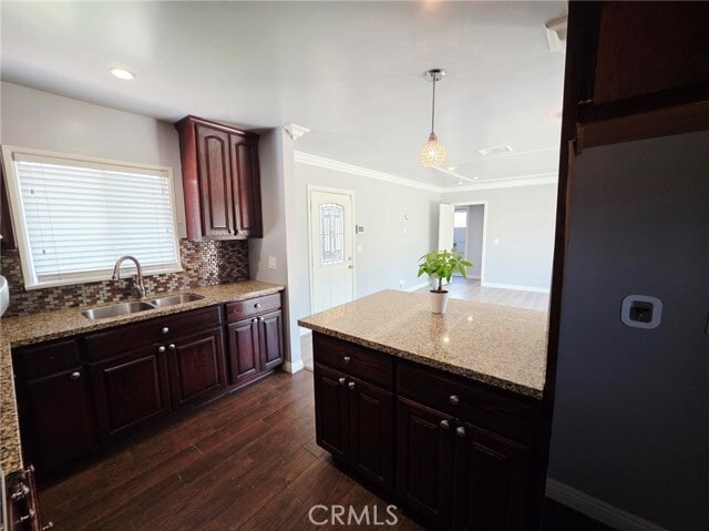 Building Photo - 6833 Severn Dr