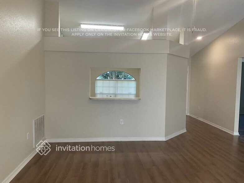Building Photo - 1570 Meadows Pond Dr