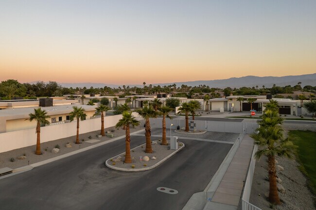 Building Photo - 80943 Elemento Ln