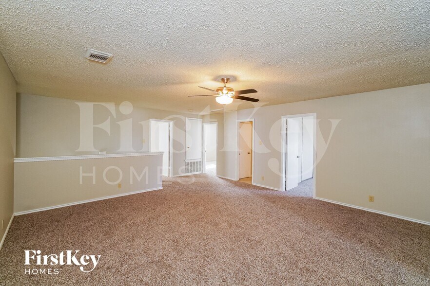 Building Photo - 1618 Richland Hills Dr