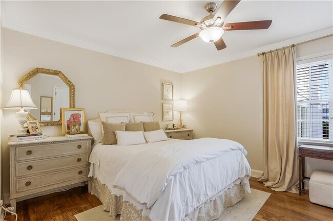 Building Photo - 115 Peachtree Memorial Dr NW