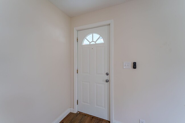 Building Photo - Completely redone 2 bedroom with 2 car garage