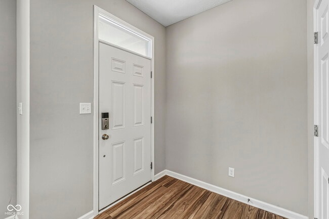 Building Photo - 366 Steeples Blvd