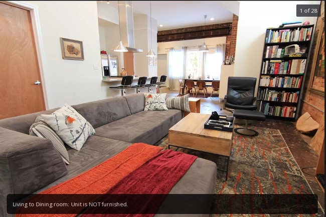 Primary Photo - 559 Pryor St SW