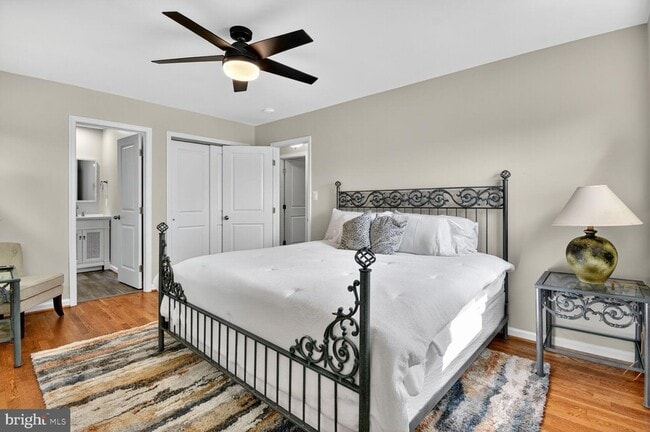 Building Photo - 6801 Trowbridge Pl