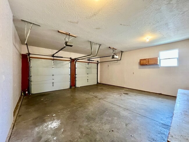 Building Photo - Single Family Home in Silt for Rent