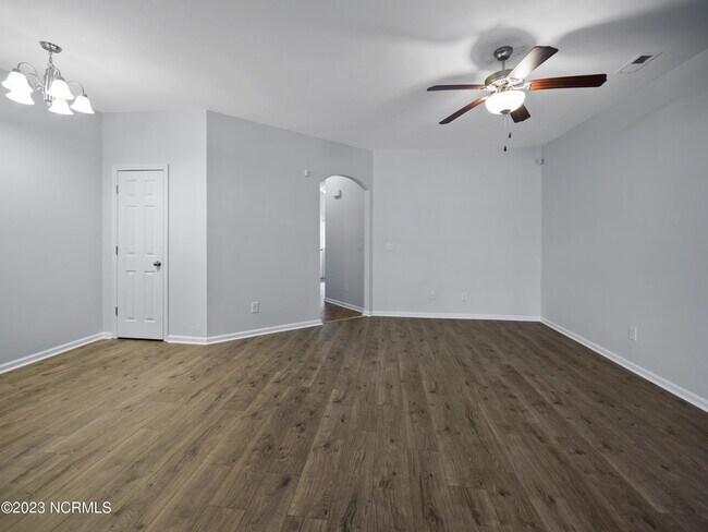 Building Photo - 246 Caldwell Loop