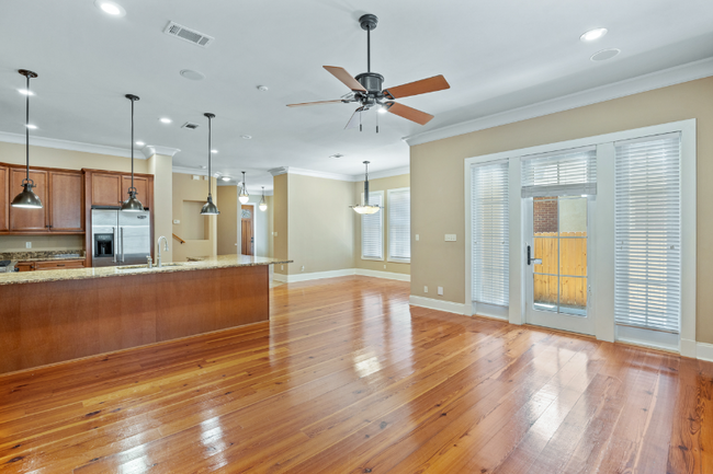 Building Photo - 1836 Ashley Hall Way