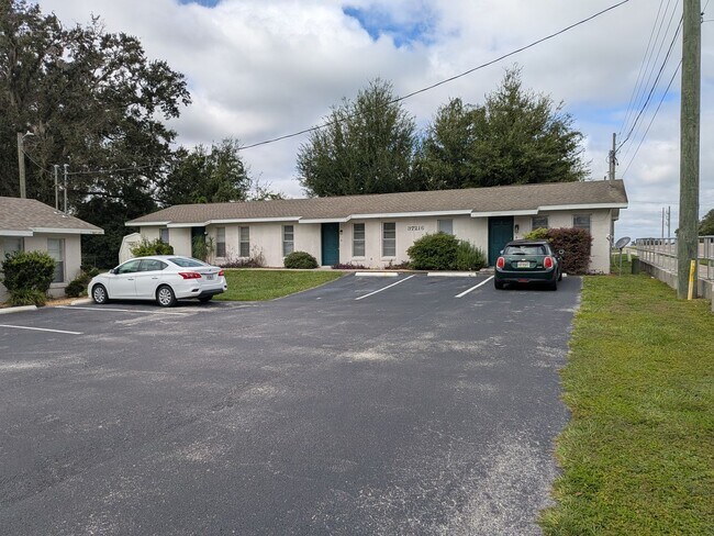 Building Photo - 1 bed/1 bath $1000/month in Dade City!