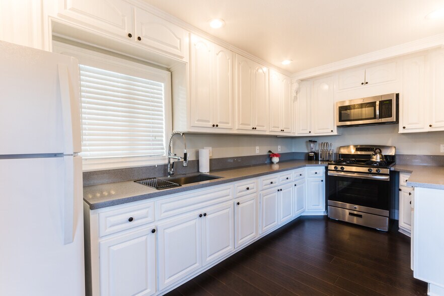 Building Photo - 5357 Virginia Ave