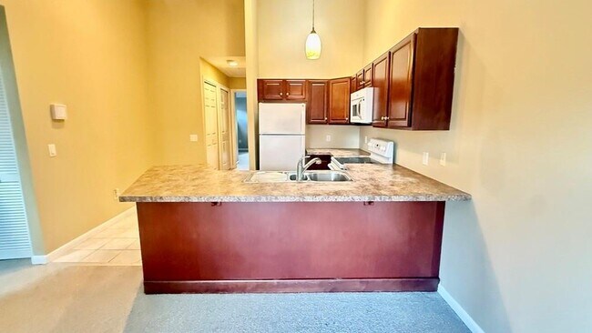 Building Photo - 863 Stratford Ln