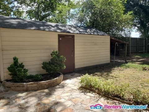 Building Photo - 1951 Dresden Dr