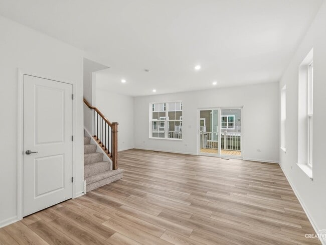 Building Photo - 14946 Dyer Ln