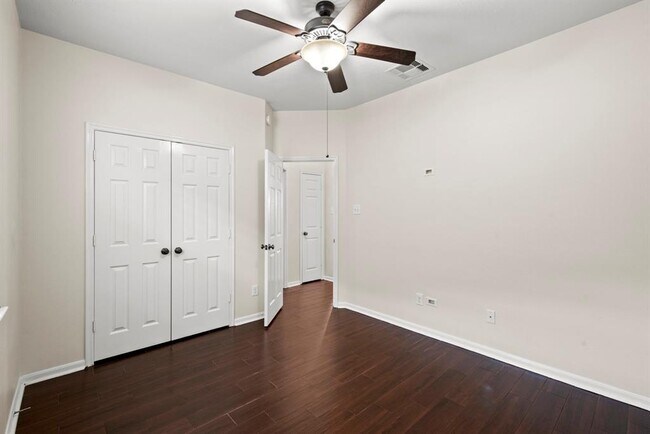 Building Photo - 16710 Jelly Park Stone Dr