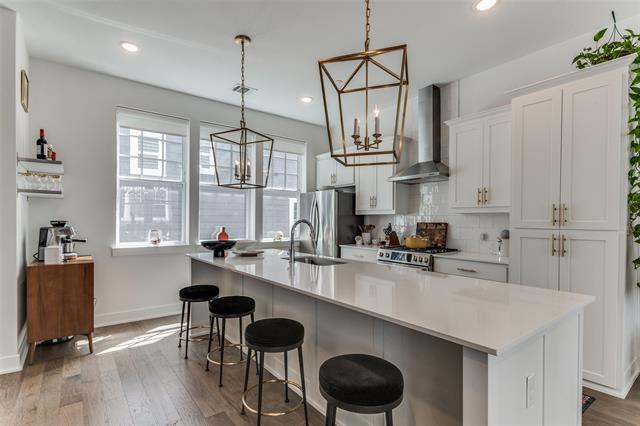 Building Photo - 645 N Tyler St