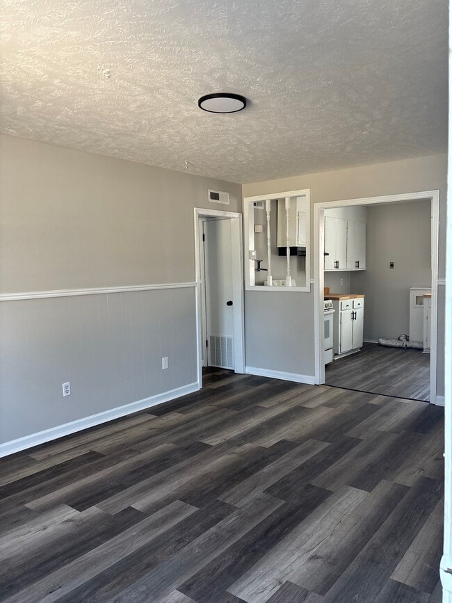 Building Photo - 38 W Cooper St