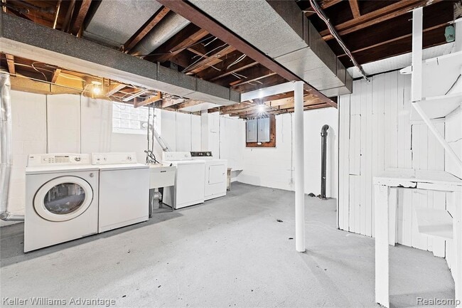 Building Photo - 1524 Cicotte Ave