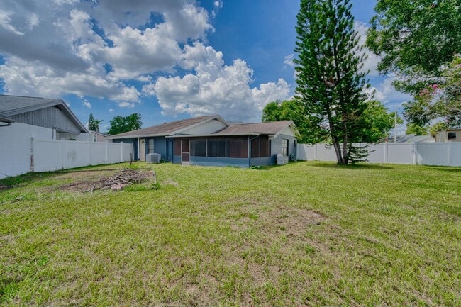 Building Photo - 10007 Okengate Pl