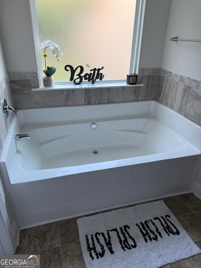 Building Photo - 232 Sophie Cir