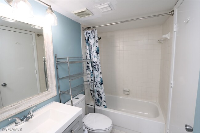 Building Photo - 2207 San Marco Rd