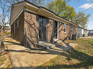 Building Photo - 4118 Westmont Rd