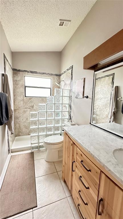 Building Photo - 790 Pine Shores Cir