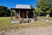 Building Photo - 1800 Newport Rd