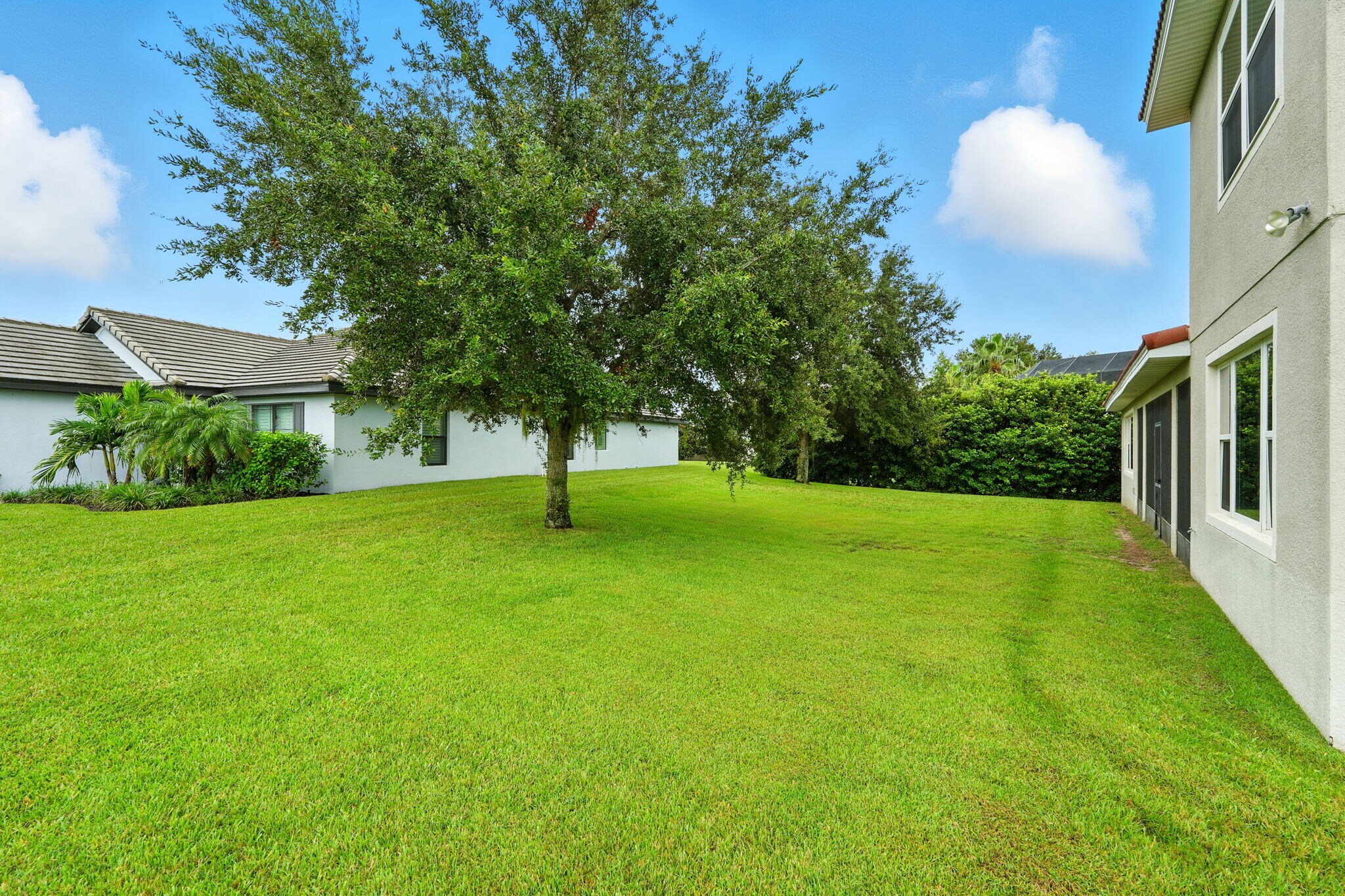 Building Photo - 4898 Belle Vue Breeze Loop