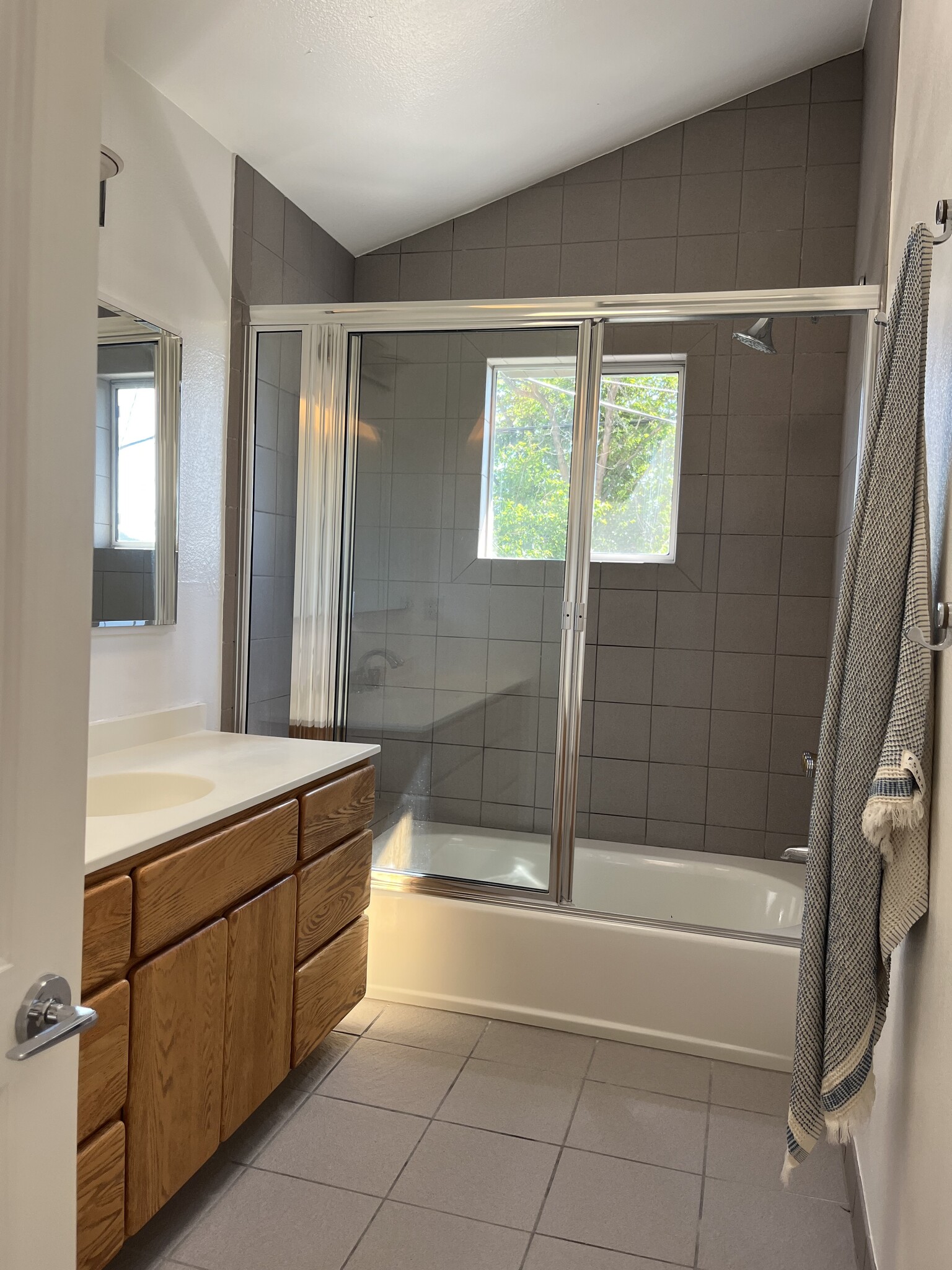 Mater Bathroom - 23321 Ida Pl