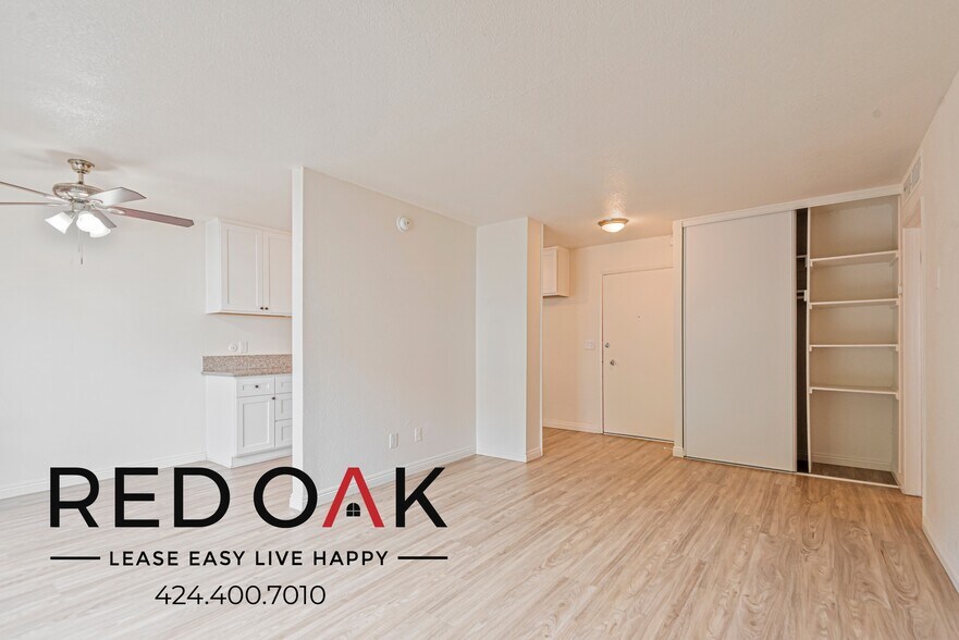 Building Photo - 17830 Sherman Way