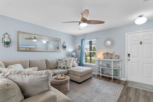 Building Photo - 161 Barclay Dr