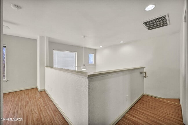 Building Photo - 9250 Lone Wolf Cir