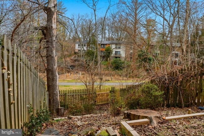 Building Photo - 5497 Endicott Ln